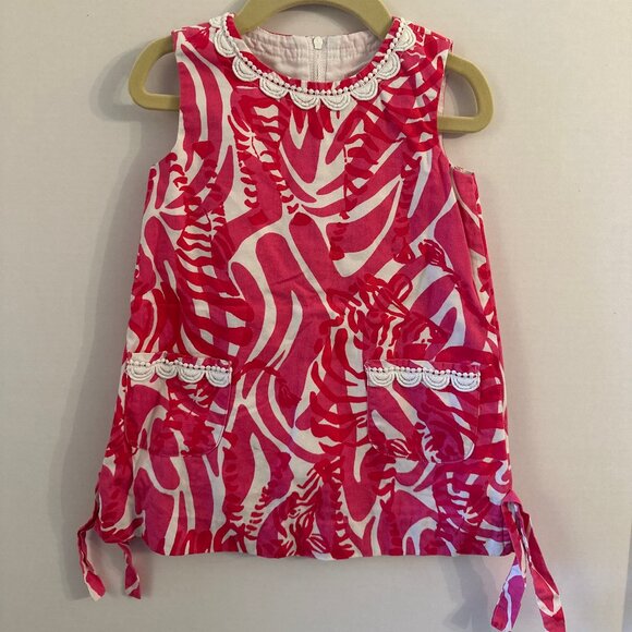Lilly Pulitzer Classic Shift Dress Size 2T - Picture 1 of 1